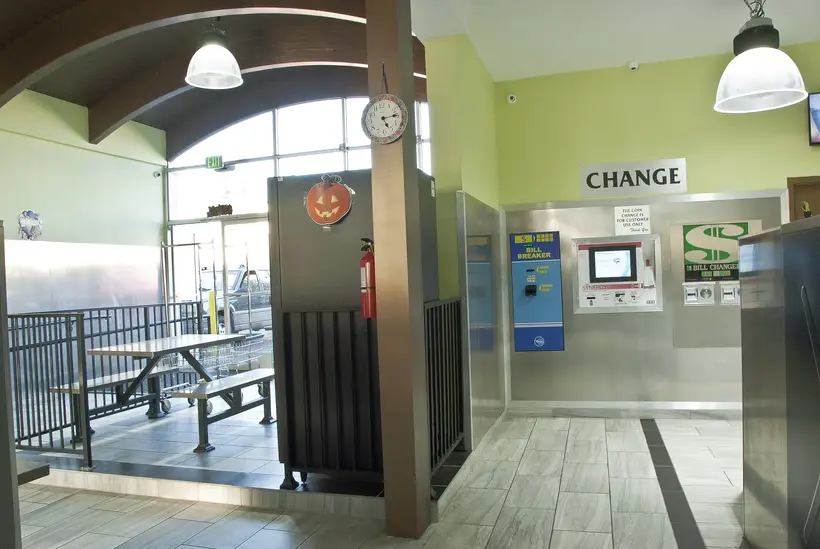 Change machines at the entry